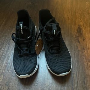 Dream Paris sneakers brand new w/ tags sz 9